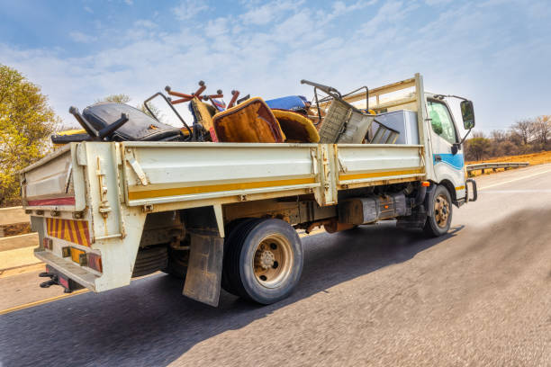 Best Yard Cleanup Services  in Roselle, IL